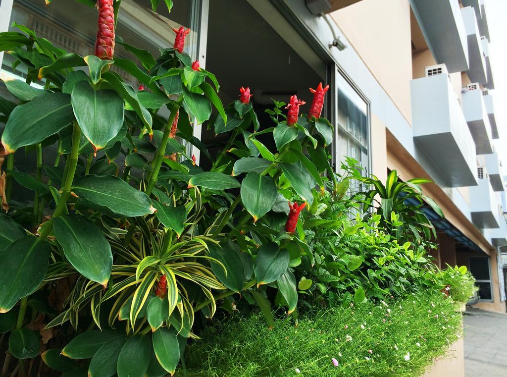 Grand Living Place Bangkok Exterior photo
